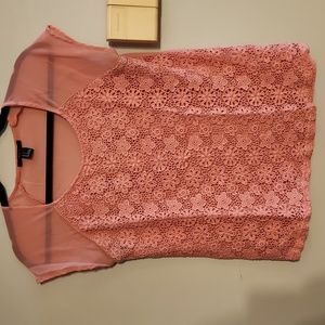 Small pink forever 21 w lace front and sheer shoulders & back